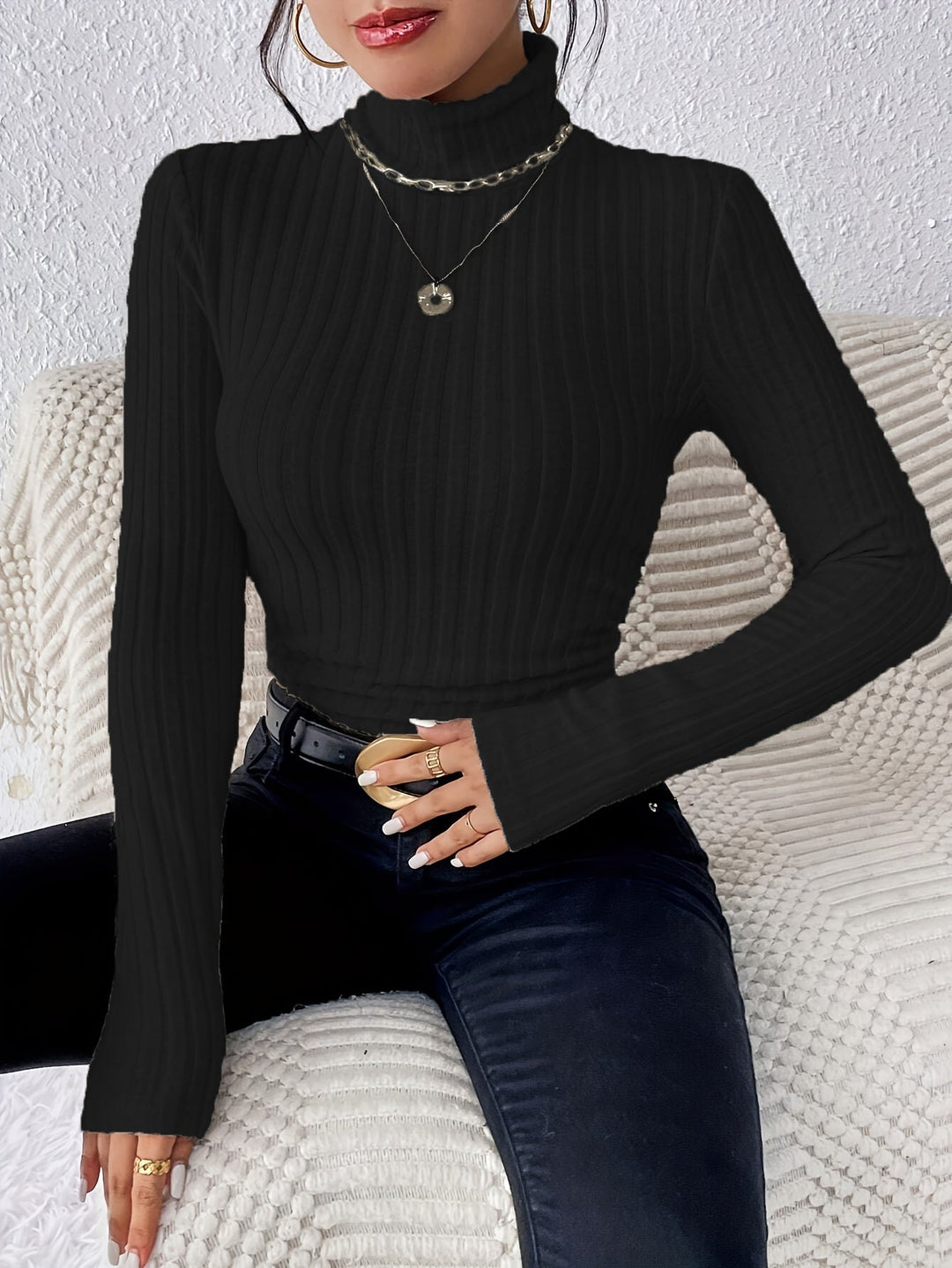 Cloe | Classic Turtleneck